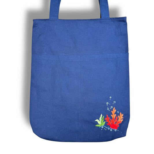 Coral Pocket Embroidery Tote Bag Beige: Navy